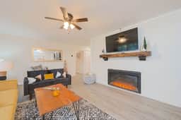 ~The BeeHive! | New 4 Bedroom Listing Next to CNU! - Image 2