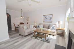 ♥️Coastal Getaway♥️~Large Clean-n-Cozy 3Bdrm Home - Image 4
