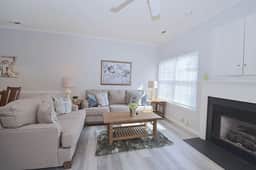 ♥️Coastal Getaway♥️~Large Clean-n-Cozy 3Bdrm Home - Image 5