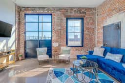 ❤️The Safe House❤️Downtown Newport News! - Image 2