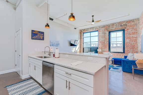 ❤️The Safe House❤️Downtown Newport News! - Image 1
