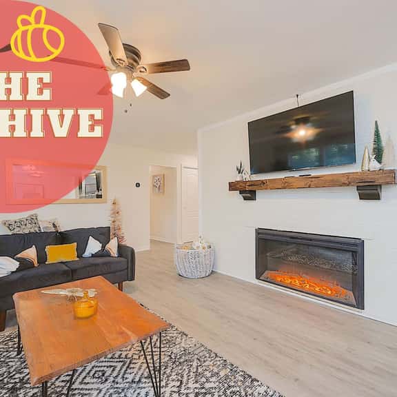 ~The BeeHive! | New 4 Bedroom Listing Next to CNU! - Image 1